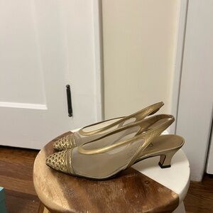 Elegant Gold Slingback Heels
